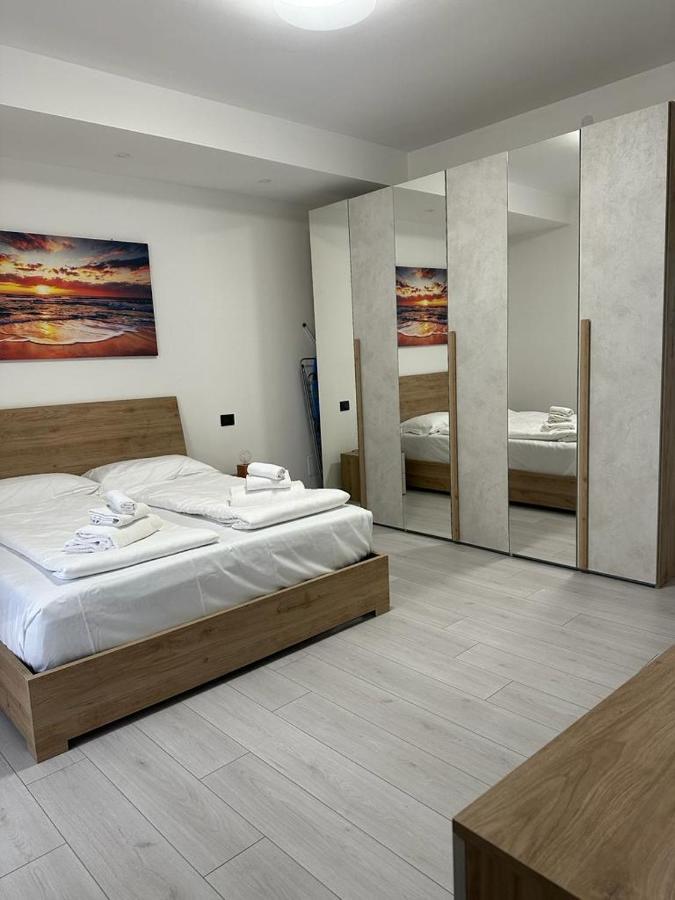 Cavour Apartment Center Bardolino Exterior foto